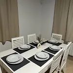 度假居 Royares